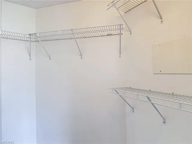 15585 Ocean Walk Cir 204, Fort Myers, Florida 33908