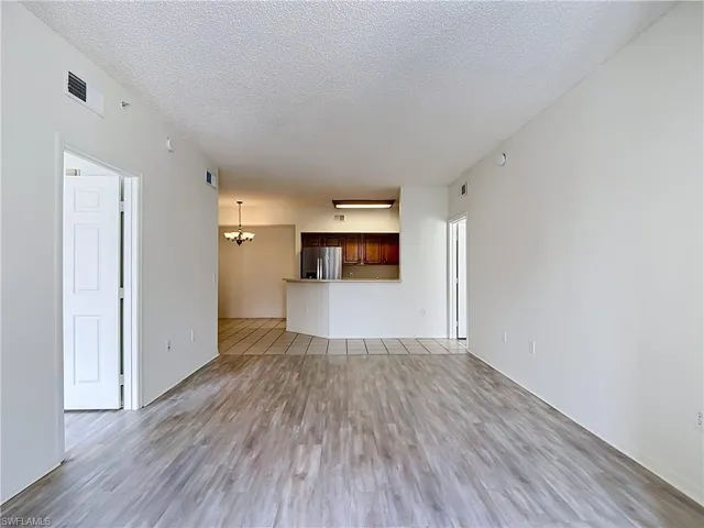 15585 Ocean Walk Cir 204, Fort Myers, Florida 33908