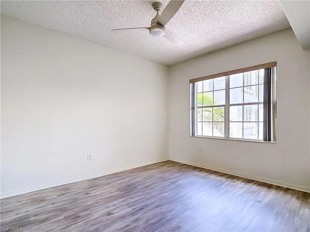 15585 Ocean Walk Cir 204, Fort Myers, Florida 33908
