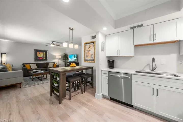 624 Flamingo Dr 112, Venice, Florida 34285