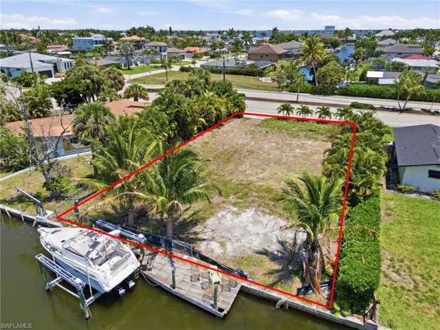 5606 Driftwood Pkwy, Cape Coral, Florida 33904