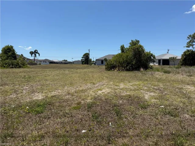 2532 Santa Barbara Blvd N, Cape Coral, Florida 33993