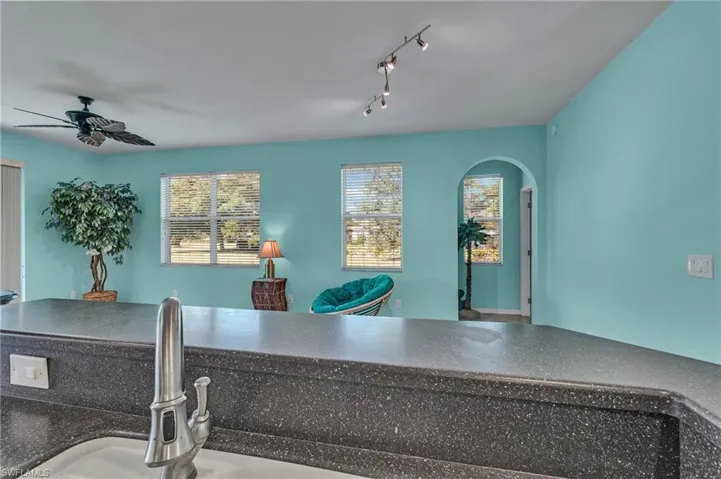 4203 Liron AVE # 101, FORT MYERS FL 33916