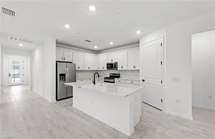 2059  Don Benito  WAY, Naples, FL 34120