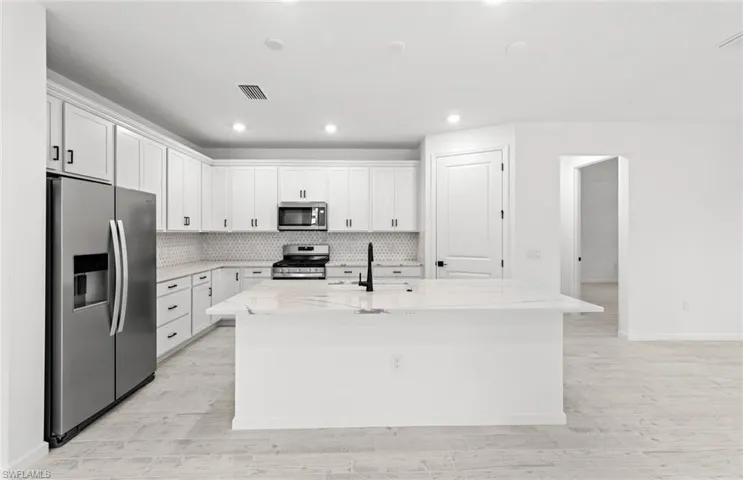 2059  Don Benito  WAY, Naples, FL 34120