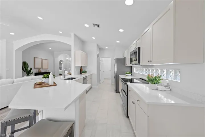 9053 Astonia Way, Estero, Florida 33967