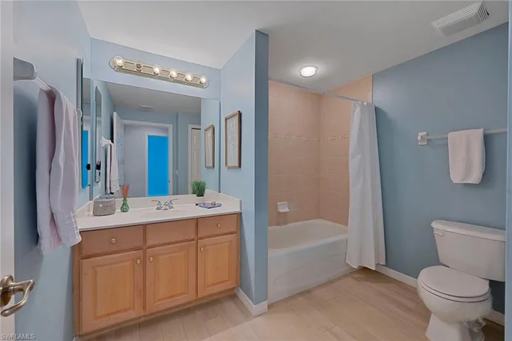 3917  Forest Glen  BLVD, Naples, FL 34114
