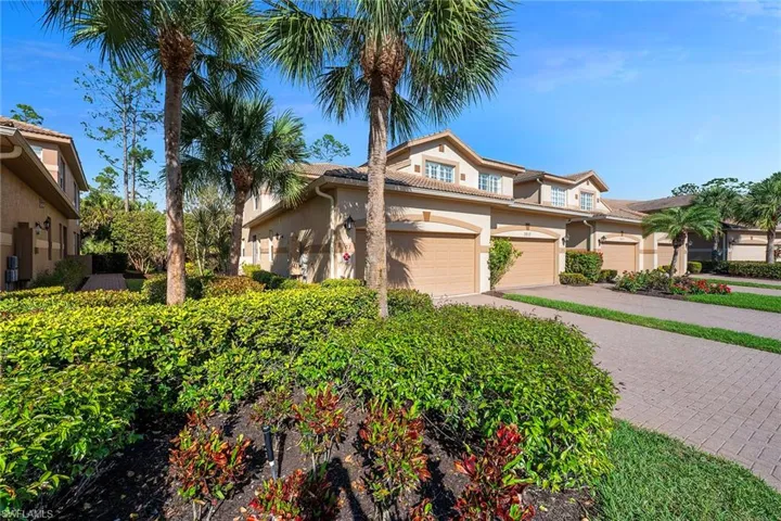 3917  Forest Glen  BLVD, Naples, FL 34114