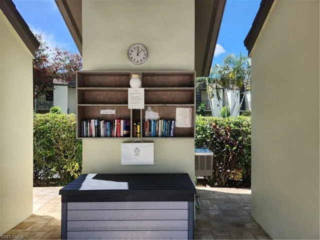 1629 Spoonbill Ln 1629-a, Naples, Florida 34105