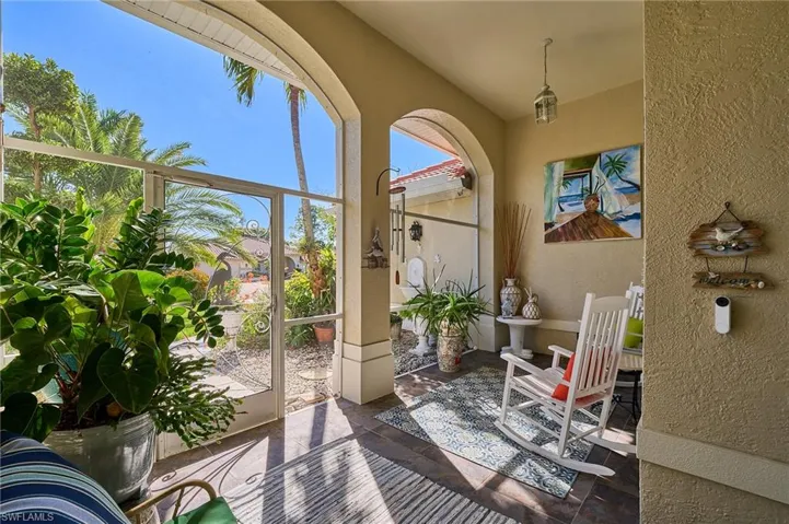 186 Muirfield Cir, Naples, Florida 34113