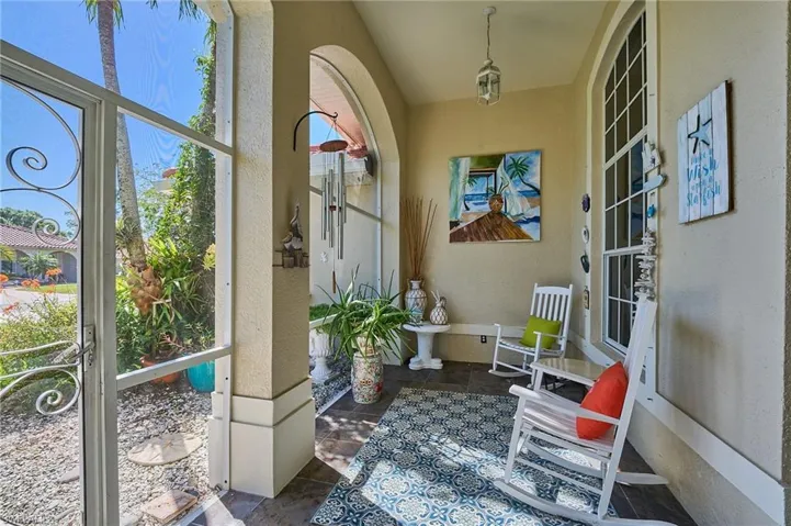 186 Muirfield Cir, Naples, Florida 34113