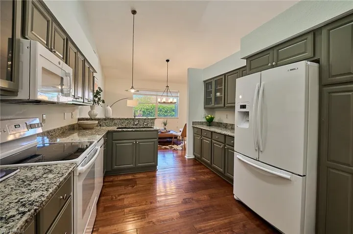 186 Muirfield Cir, Naples, Florida 34113