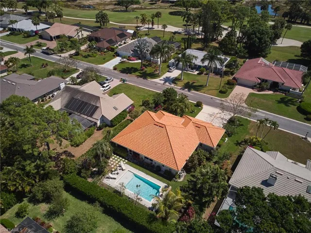 186  Muirfield  CIR, Naples, FL 34113