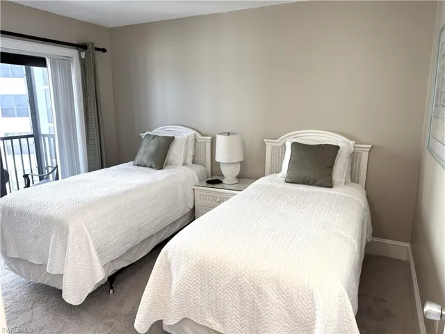 Guest bedroom