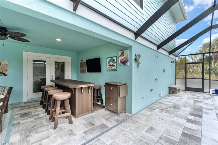 Fantastic outdoor entertaining area