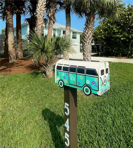 Groovy Mailbox