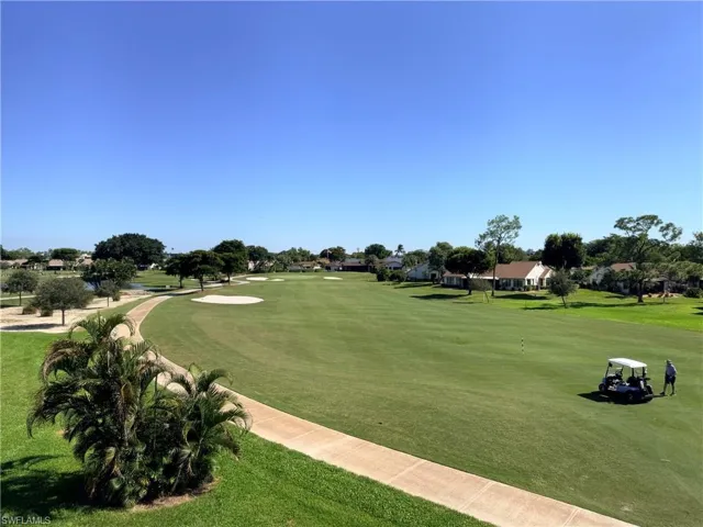 SE view from lanai overlooking fairway #18