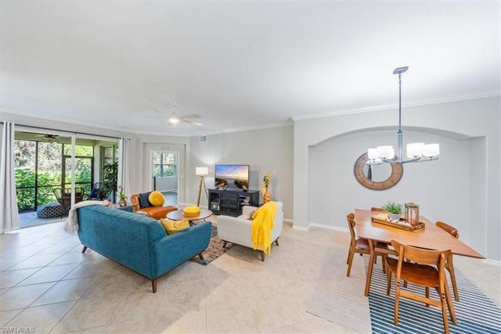 Bright, open floor plan