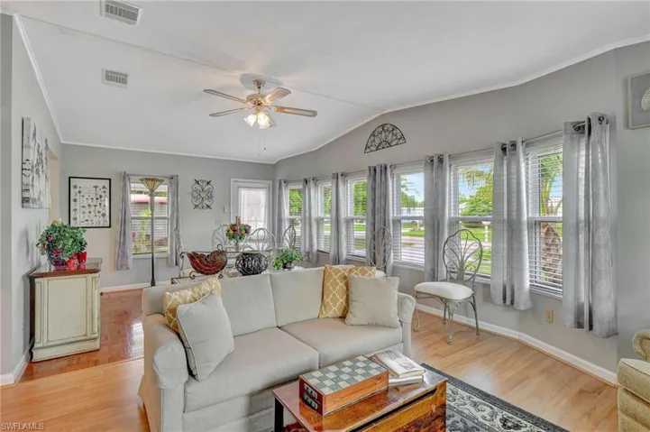 210  Grassy Key  LN, Naples, FL 34114