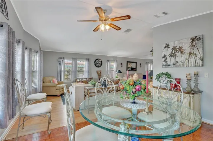 210  Grassy Key  LN, Naples, FL 34114