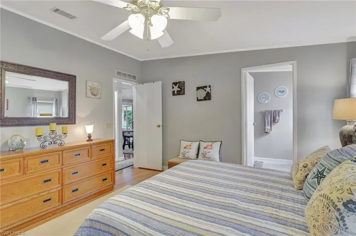 210  Grassy Key  LN, Naples, FL 34114