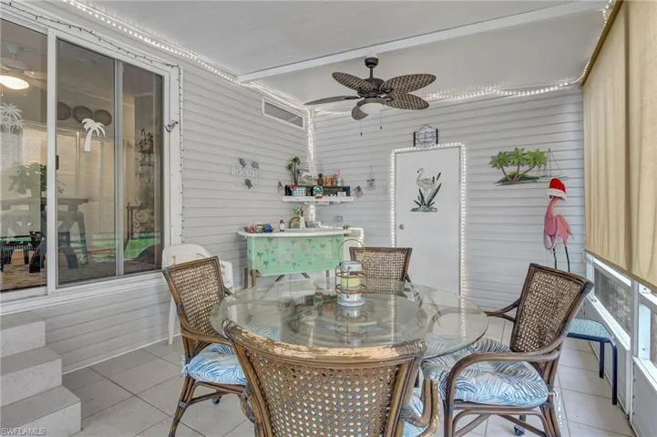 210  Grassy Key  LN, Naples, FL 34114