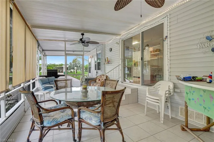 210  Grassy Key  LN, Naples, FL 34114
