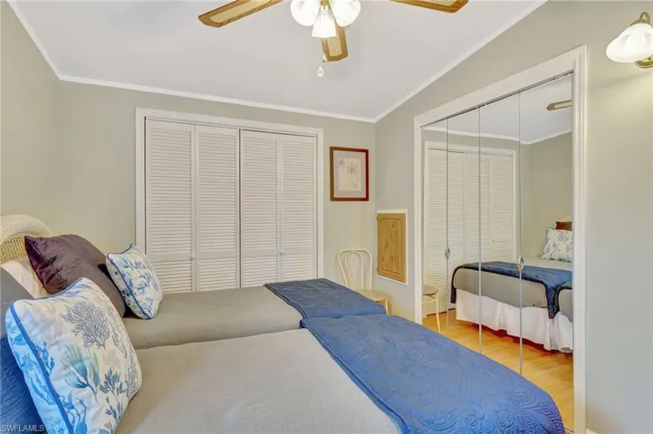 210  Grassy Key  LN, Naples, FL 34114