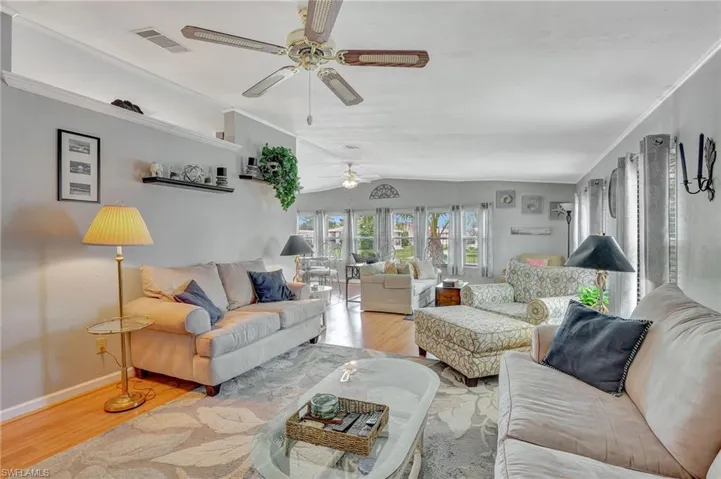210  Grassy Key  LN, Naples, FL 34114