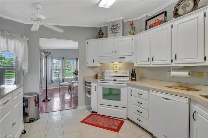 210  Grassy Key  LN, Naples, FL 34114