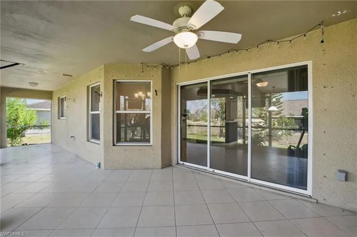 Oversized lanai