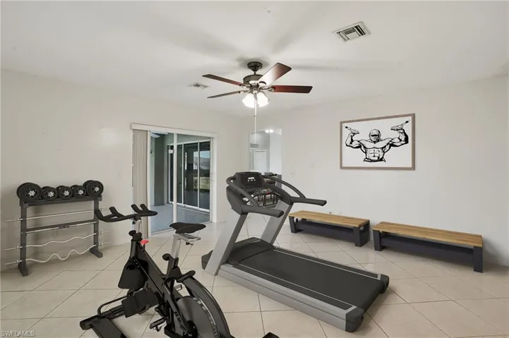 Virtually staged flex room- home gym