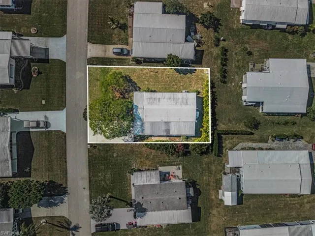 Aerial view of property's location featuring property boundaries highlighted