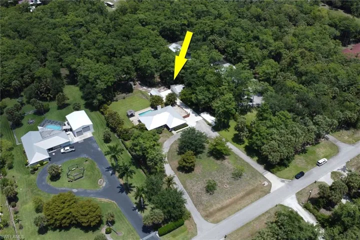 6101  Lancewood  WAY, Naples, FL 34116