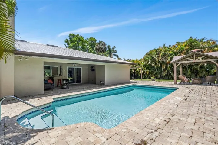 6101 Lancewood Way, Naples, Florida 34116