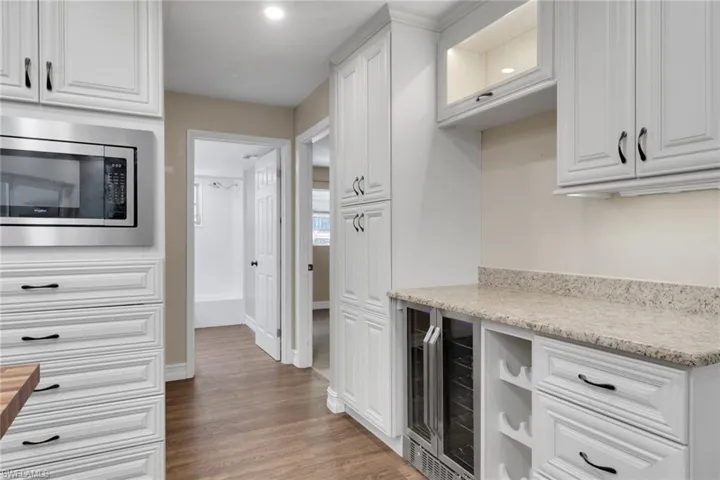 6101 Lancewood Way, Naples, Florida 34116