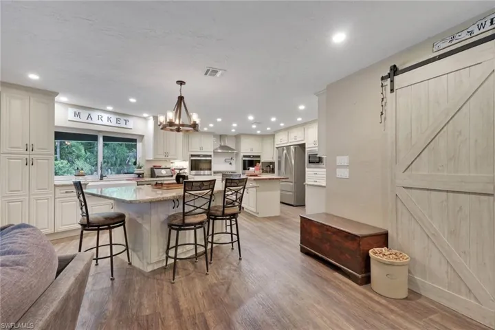 6101  Lancewood  WAY, Naples, FL 34116