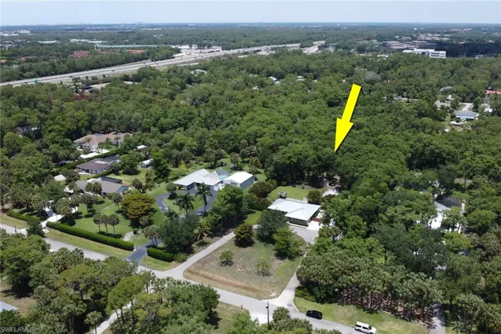 6101  Lancewood  WAY, Naples, FL 34116