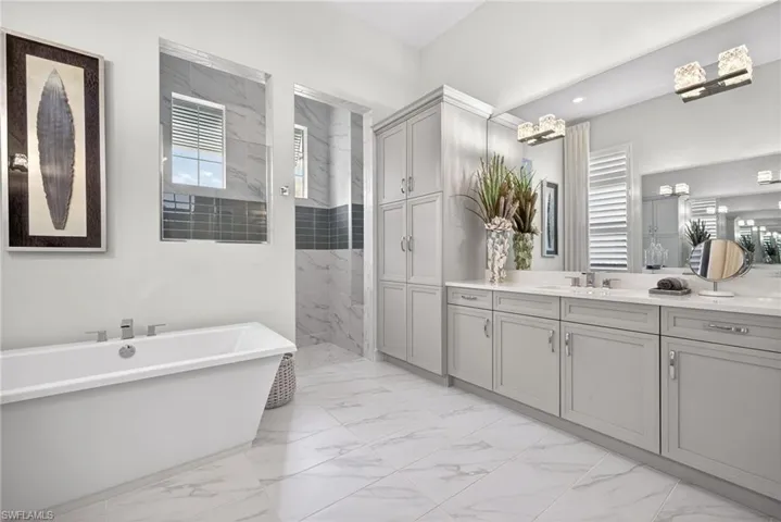14179 Charthouse Ct, Naples, Florida 34114