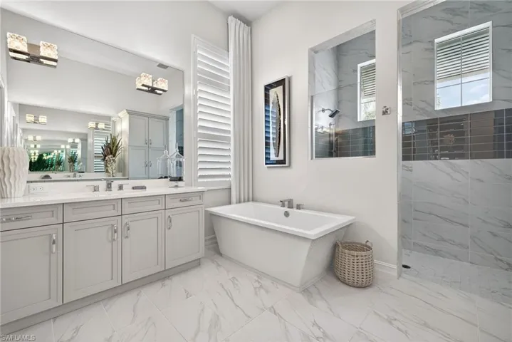 14179 Charthouse Ct, Naples, Florida 34114