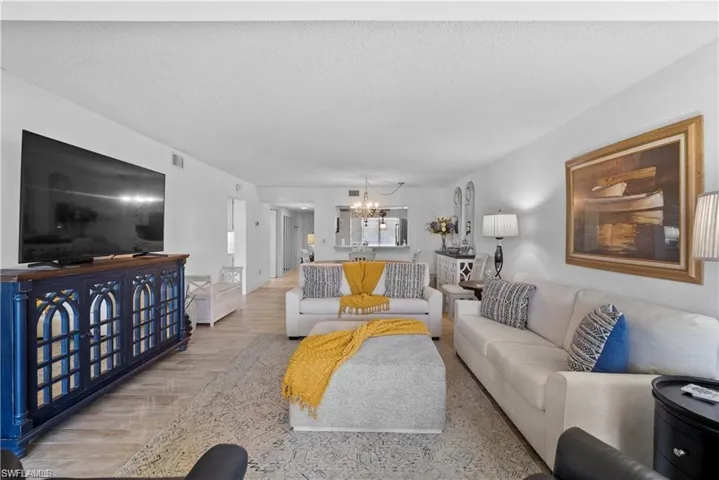 7430 Lake Breeze Dr 402, Fort Myers, Florida 33907