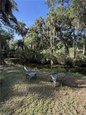 3081  Wakefield  LN, Alva, FL 33920