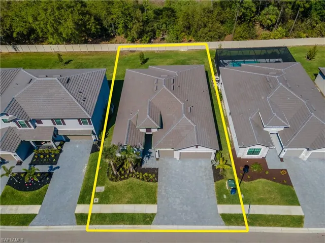 Aerial overview of property's location featuring property boundaries highlighted
