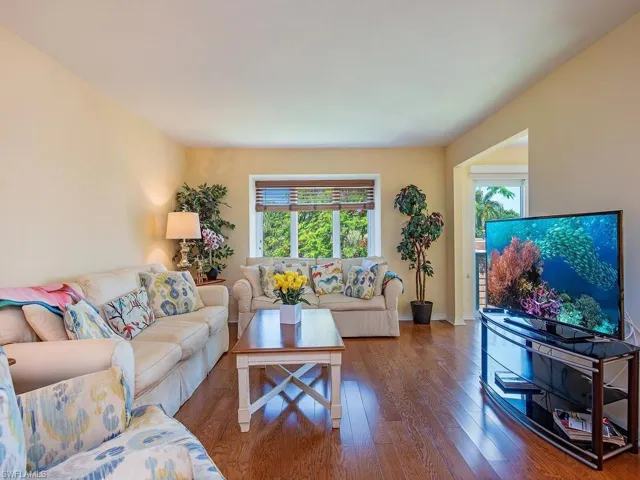 1840  Bald Eagle  DR, Naples, FL 34105