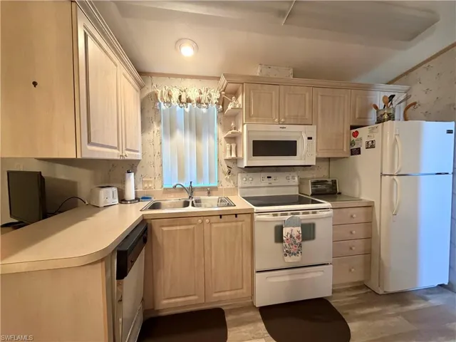 4550 Lafayette Ln E, Estero, Florida 33928
