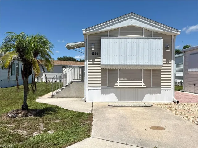 4550 Lafayette Ln E, Estero, Florida 33928