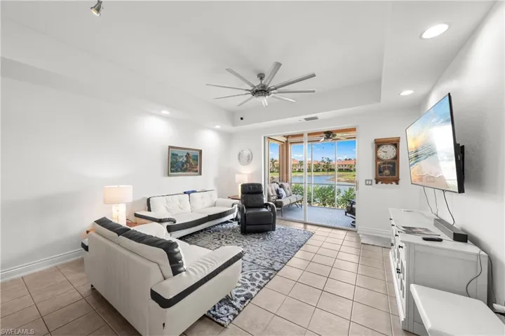 10013 Via Colomba Cir 103, Fort Myers, Florida 33966