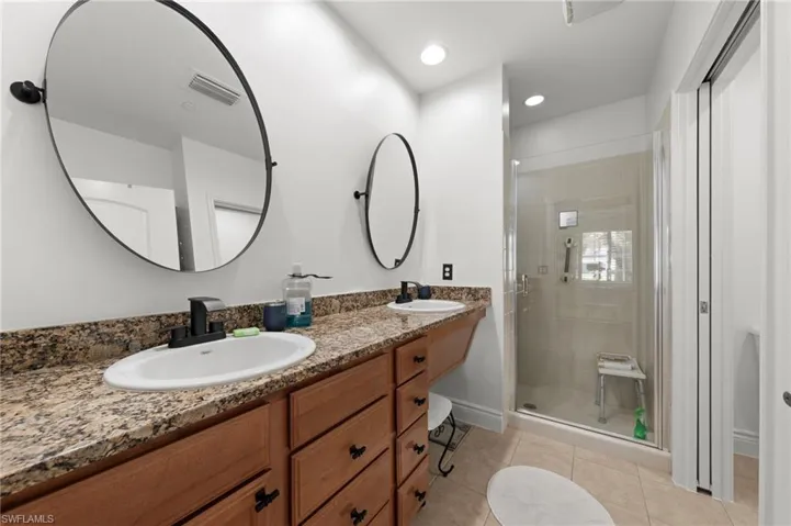 10013 Via Colomba Cir 103, Fort Myers, Florida 33966