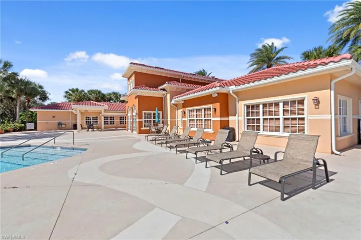 10013 Via Colomba Cir 103, Fort Myers, Florida 33966