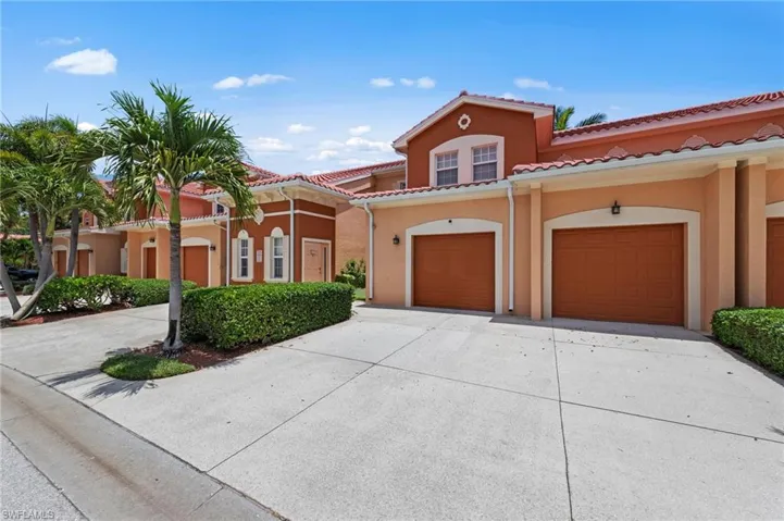 10013 Via Colomba Cir 103, Fort Myers, Florida 33966